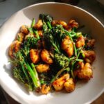 Geroerbakte Kip met Broccoli en Knoflook in 20 Minuten: Gezond en Heerlijk