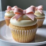 bow cupcakes