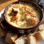 Kaasfondue met stokbrood