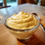 Zelfgemaakte aioli saus